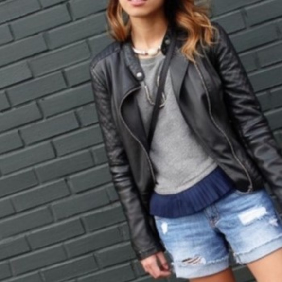 ❤SOLD❤J. CREW VIDEO Ruffle Hem Sweatshirt Gray Top - Picture 5 of 12